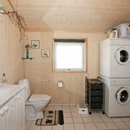 Four-bedroom Holiday In Hadsund 8 Hébergement de vacances *